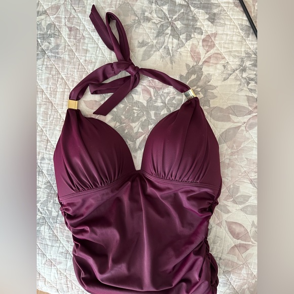 Victoria's Secret One-Piece Swimsuit - Picture 7 of 9